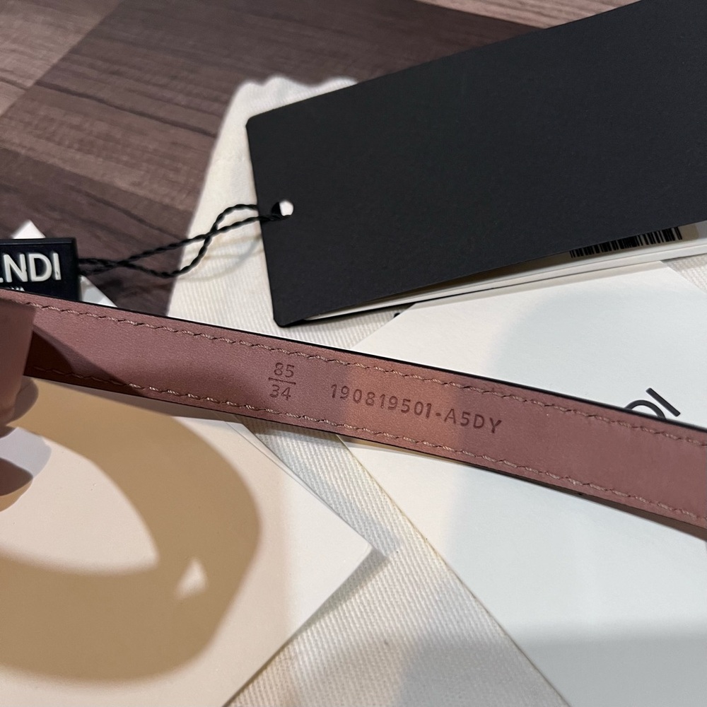 Fendi Vit. Grace Rosa - Pink Blush Leather Belt with Gold Buckle size 85/34 NWT - Picture 5 of 8